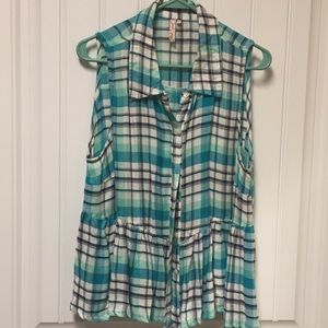 Red Camel plaid top.